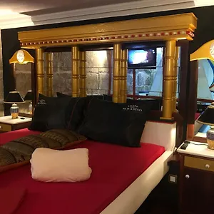 https://apt-paradiso.splithotels.org